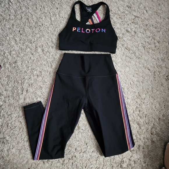 NWOT Peloton Workout Clothing Bundle - Small - Picture 2 of 11